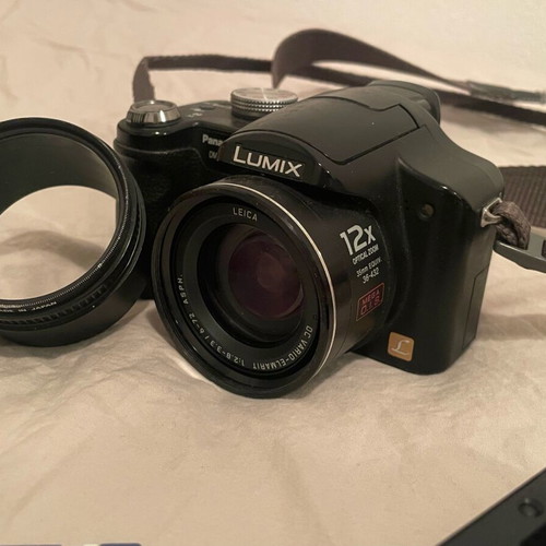 Panasonic Lumix DMC-FZ8 used camera with Leica lens and 12x optical zoom