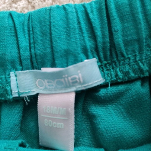 Adjustable girl's shorts 18 months like new