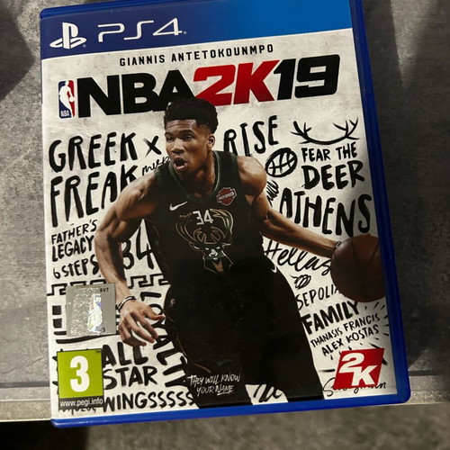 NBA 2k19 PlayStation 4 (PS4) like new, with papers