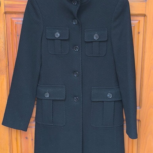 Massimo Dutti wool coat like new, size 38, black