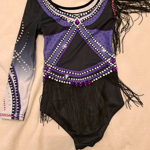 Leotard new, very shiny
