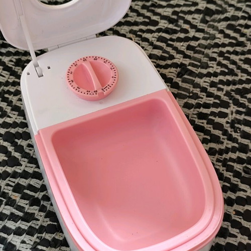 Automatic pet feeder like new