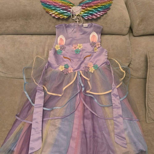 Carnival costume Unicorn Pegasus 8-9 years like new