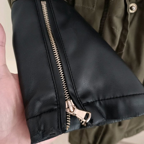 Stradivarius Parka jacket used khaki with fur hood and leather details