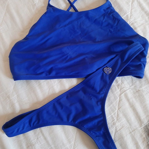 Body Glove bikini swimsuit used, electric blue, top XXL, slip L thong
