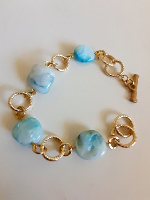 Bracelet with turquoise shells, new