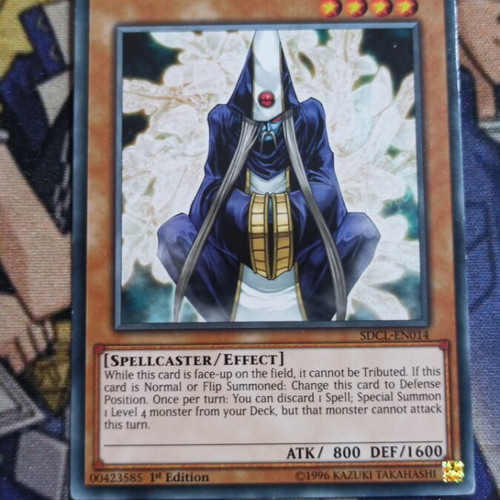Summoner Monk Yu-Gi-Oh! card like new