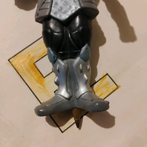 Shredder figure keychain used, vintage style