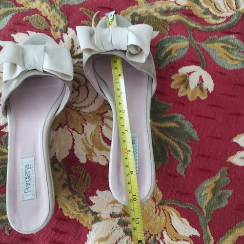 Sambo beige sandals size 41 used with minor scratches
