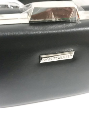 Bag to Bag Γυναικείο τσαντάκι χειρός μαύρο καινούργιο με κούμπωμα και αλυσίδα