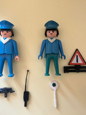 Playmobil Vintage 80s φιγούρες αστυνομικών σαν καινούργιο