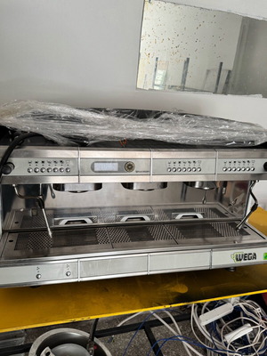 Wega professional 3 group machine used