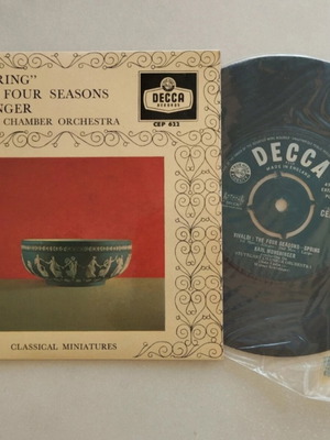 Vivaldi Spring плоча 45 оборота, The Four Seasons, Stuttgart Chamber Orchestra