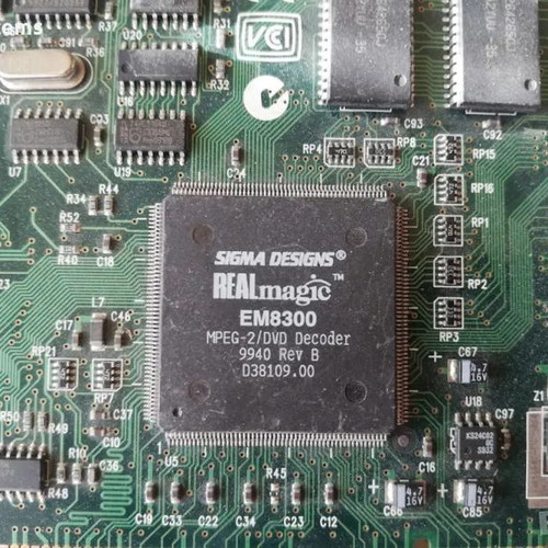 Realmagic EM8300 MPEG-2 DVD Decoder 2MB PCI video capture card used