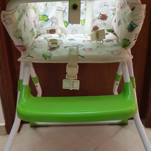 Honey Baby high chair used, foldable with washable fabric