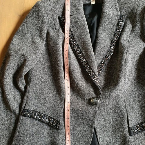 Tayier skirt and jacket set grey like new, size 14