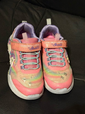 Skechers Unicorn Chaser αθλητικά παπούτσια για κορίτσι σε ροζ