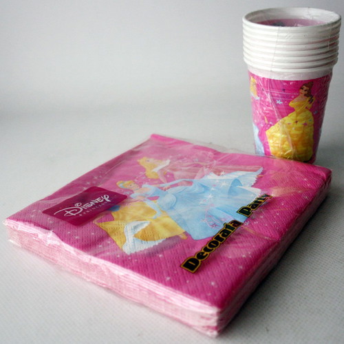 Vintage Disney Princess party set 20 napkins 8 cups Decorata new