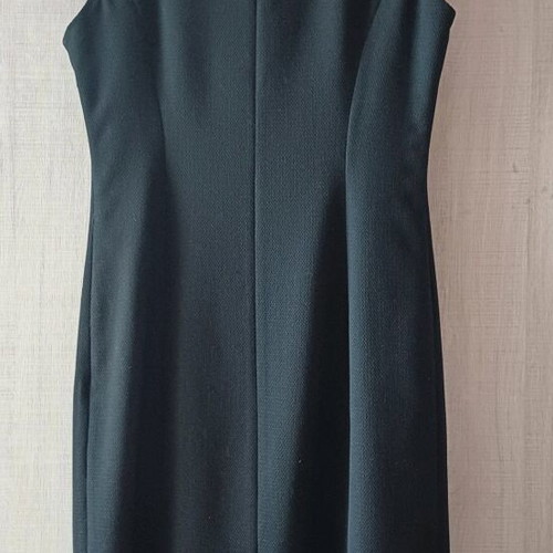 Elegant sleeveless dress Bill Cost with a unique collar - Black Color