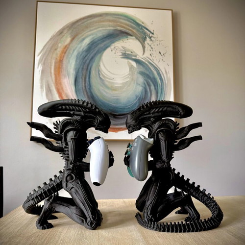 Alien Controller Stand new, printed design