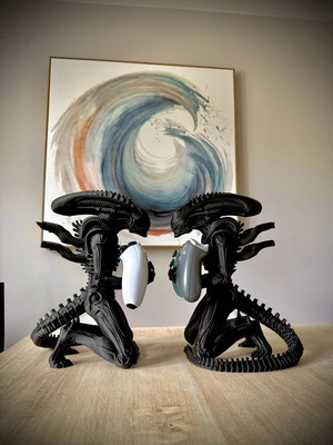 Alien Controller Stand new, printed design