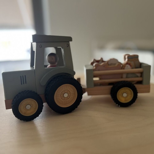 Little Dutch wooden tractor with farm animals like new