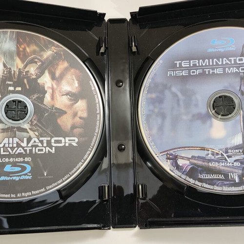 Terminator Salvation Blu-ray box set with T-600 Endoskeleton Skull Bust like new