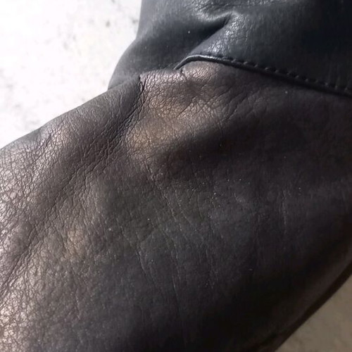 Vintage leather boots with burgundy zipper, like new, size 36