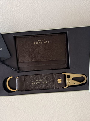 Ted Baker μπρελόκ και θήκη καρτών καινούργιο, καφέ