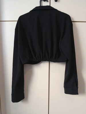 Zara crop μπλούζα XL μεταχειρισμένη, μαύρη σε καλή κατάσταση