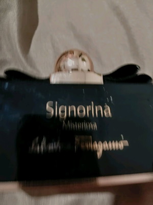 Άρωμα Signorina Misteriosa Salvadore Ferragamo σαν καινούργιο 100 ml