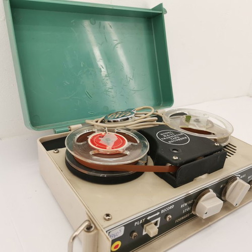 Suntape Transistor RA-11 spy tape recorder used with functional spool