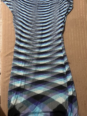 Missoni designer dress made in Italy, like new, fine knit