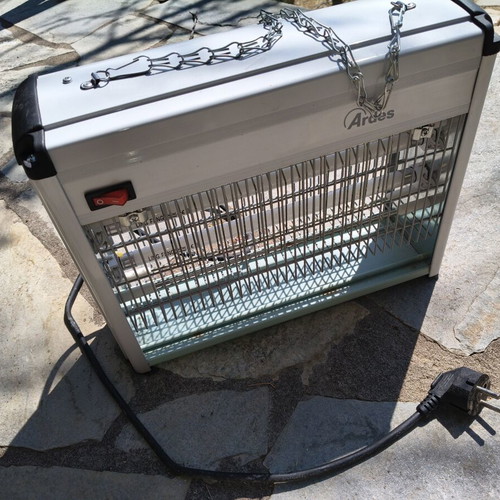 Ardes electric insect killer 25W like new