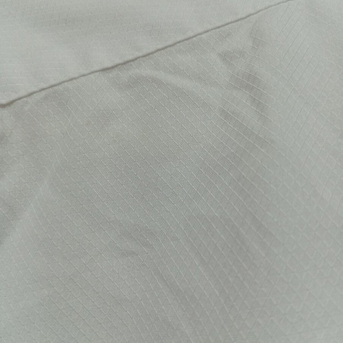 Shirt size L like new, soft fabric with design