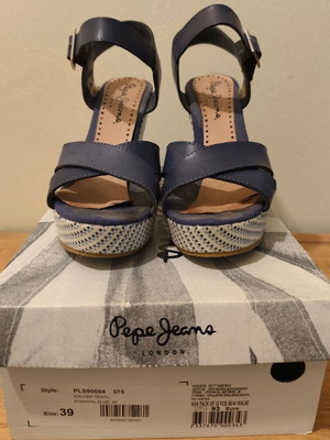 Pepe Jeans platform sandals size 39 used, blue