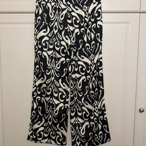 Mango patterned pants size L new, black and white