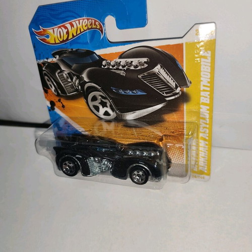 Hot Wheels Diecast Batman Arkham Asylum Batmobile new
