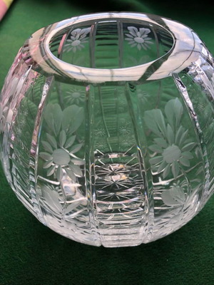 Crystal ball vase new