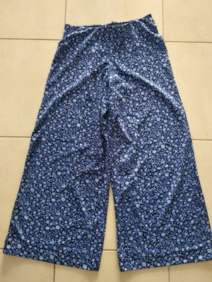 Tally Weijl blue floral palazzo pants with elastic waist, XS