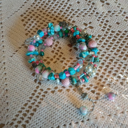 Boho handmade bracelet turquoise pink new