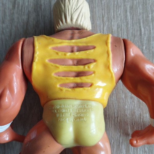 Hulk Hogan WWF Series 1 figure used, collectible