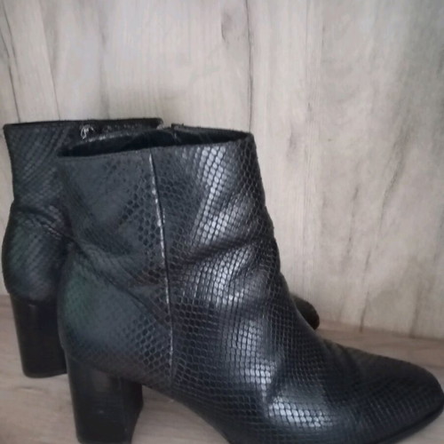 Massimo Dutti ankle boots size 41 black like new, 7cm heel