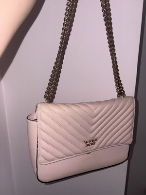 Victoria's Secret shoulder bag, pink