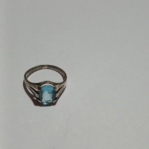 Silver ring 925 with natural blue topaz stone like new