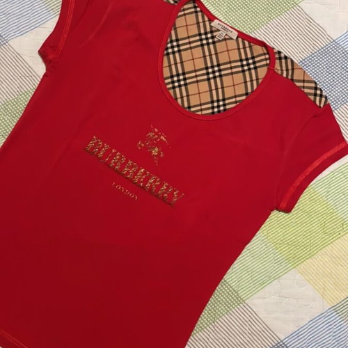 Burberry women's short-sleeve T-shirt new, red, size Large