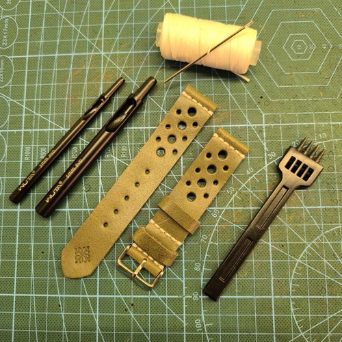 Handmade leather watch strap Racer style, custom colors