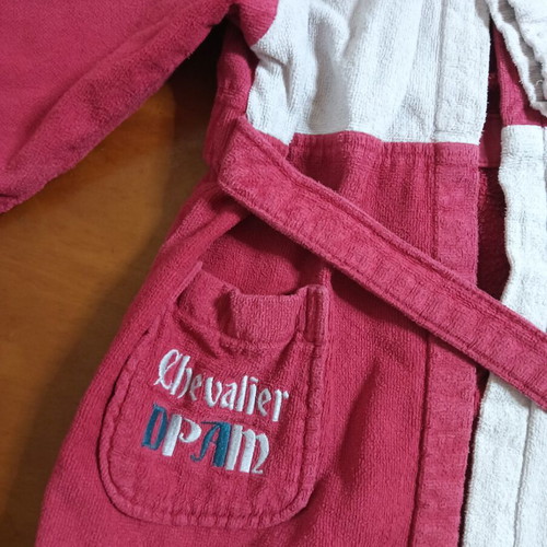 DPam Kids Bathrobe Used, Size 3-4 Years