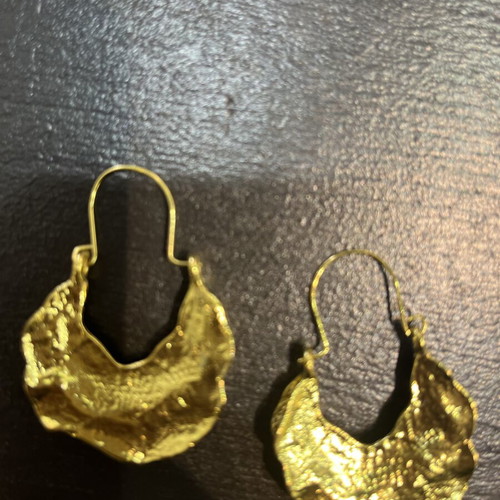 Gold earrings with embossed design like new, large statement size