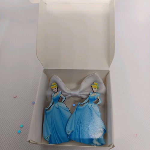 Wooden Disney Cinderella Earrings new, blue